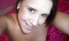 Pretty amateur brunette wife Lindsay